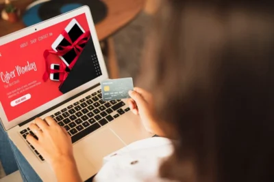 Estratégias de Upsell e Cross-sell para Aumentar a Receita