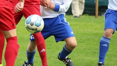 estratégia defensiva Como os laterais se antecipam às jogadas de ataque